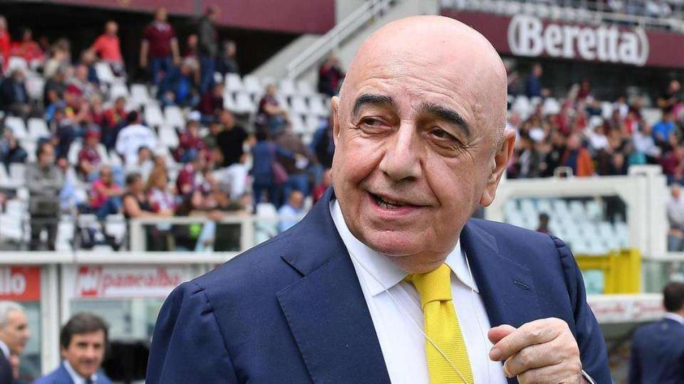 红鸡的亡羊, 年里向我们, bt 红鸡的亡羊, 年里向我们, bt