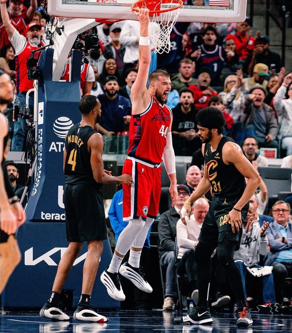 攻坚球星 攻坚球星