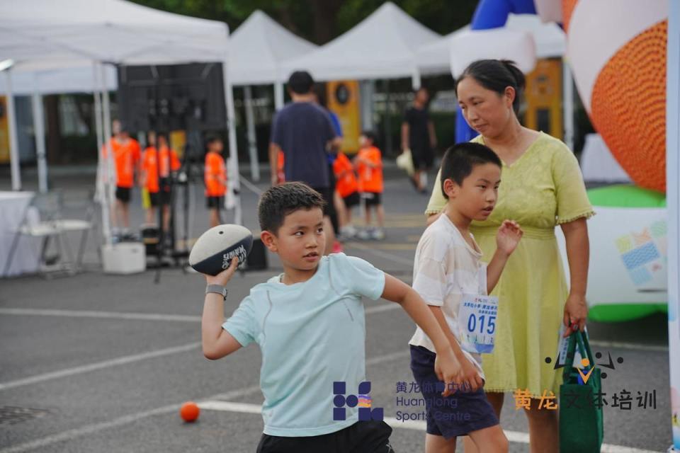 湖半程马拉 湖半程马拉