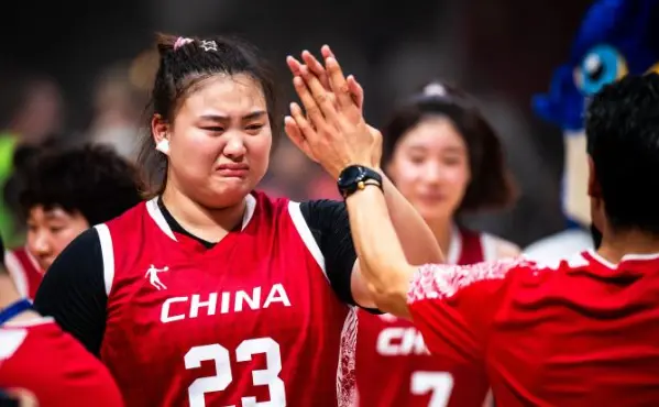 src, 刘禹彤在W src, 刘禹彤在W