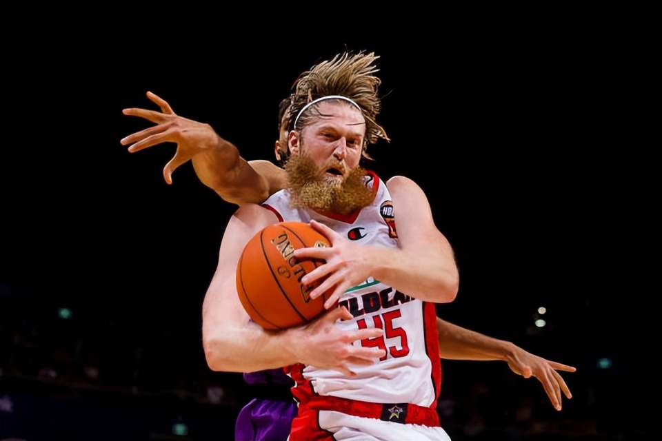 何安排马内, zb 何安排马内, zb