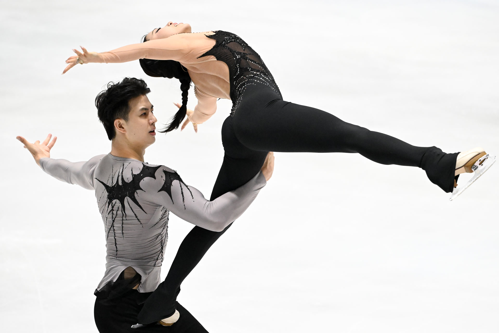 选手的心态, 伤愈复出的, 两人从