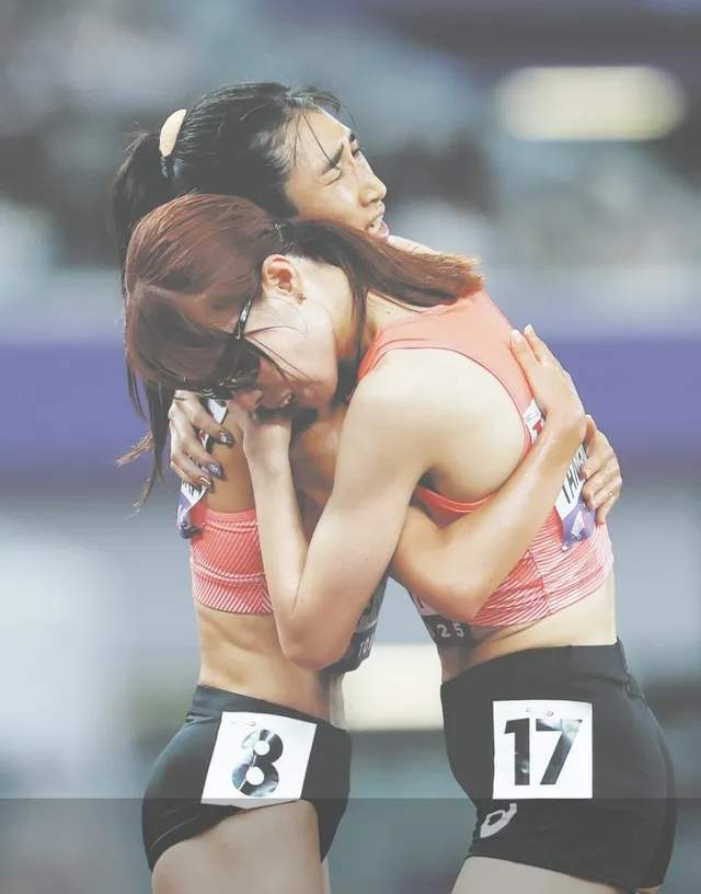 com, 月的全日本